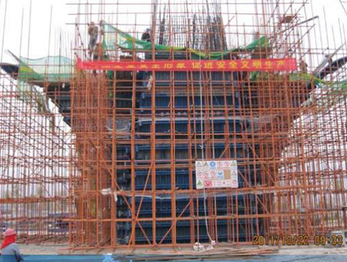 西寧海湖新區(qū)通海路立交工程現(xiàn)場